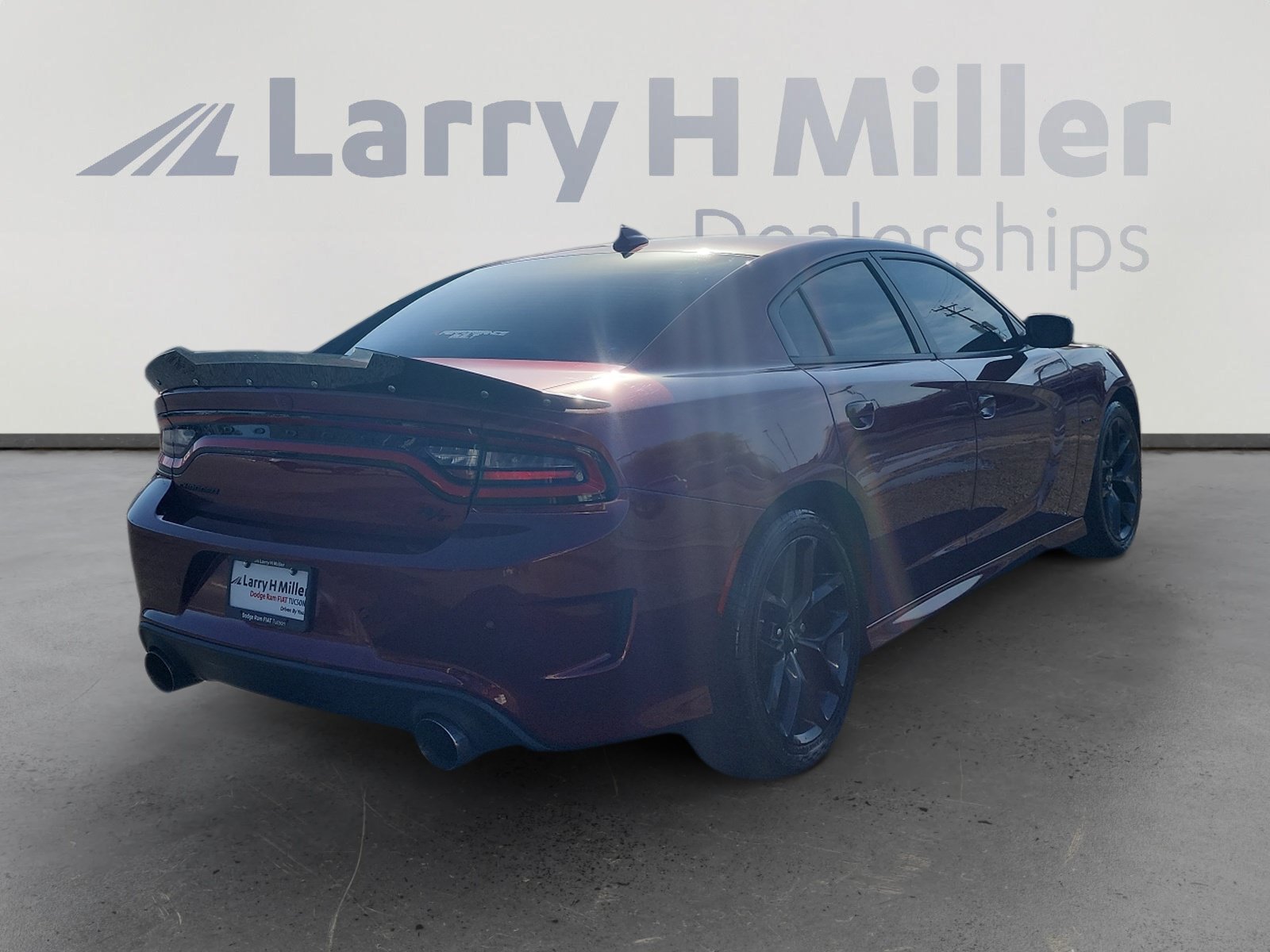 Used 2022 Dodge Charger R/T w/ Blacktop Package RWD image 5