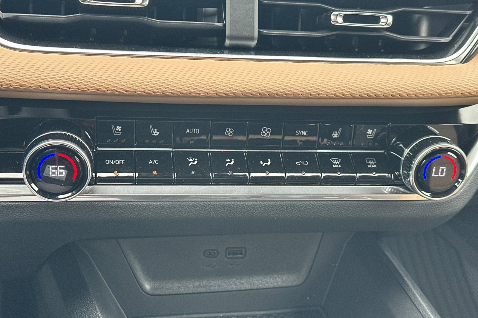 New 2026 Chevrolet Equinox ACTIV w/ Convenience Package III image 24