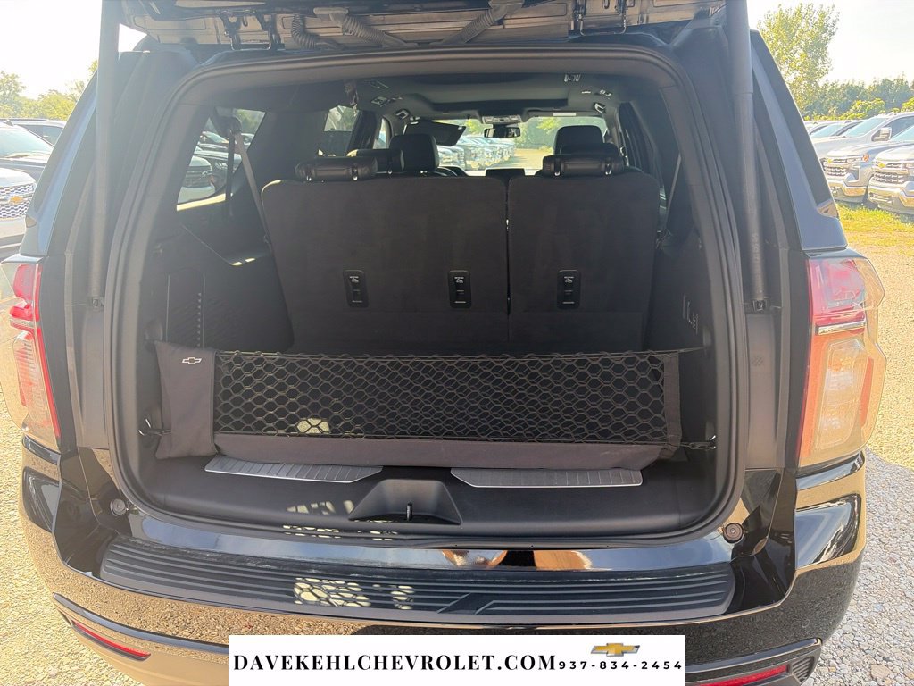 Used 2024 Chevrolet Suburban Z71 w/ Luxury Package AWD/4WD image 29
