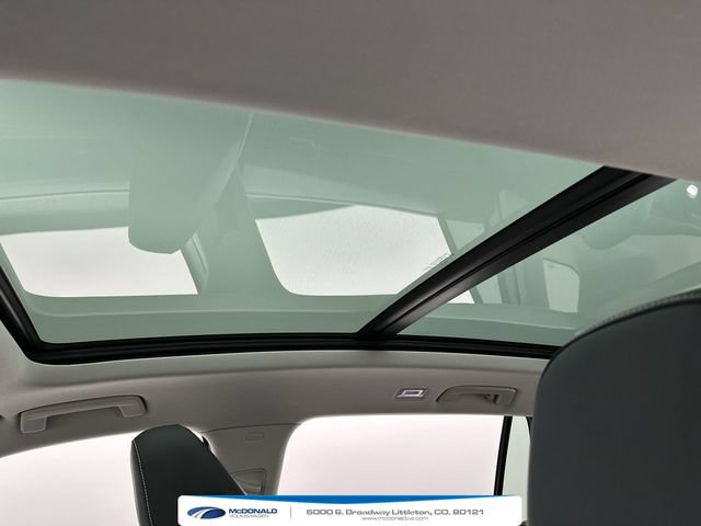 Certified 2026 Volkswagen Tiguan SE AWD/4WD image 21