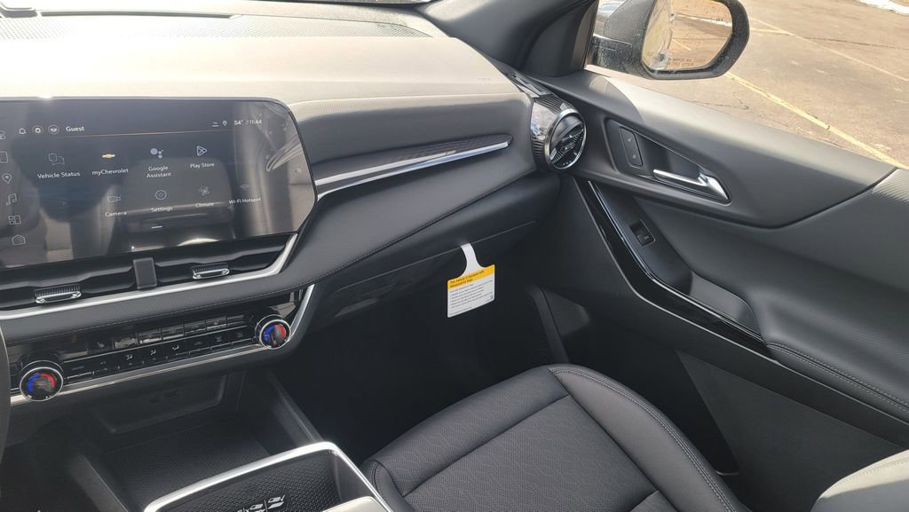 New 2026 Chevrolet Equinox LT w/ Convenience Package II image 23