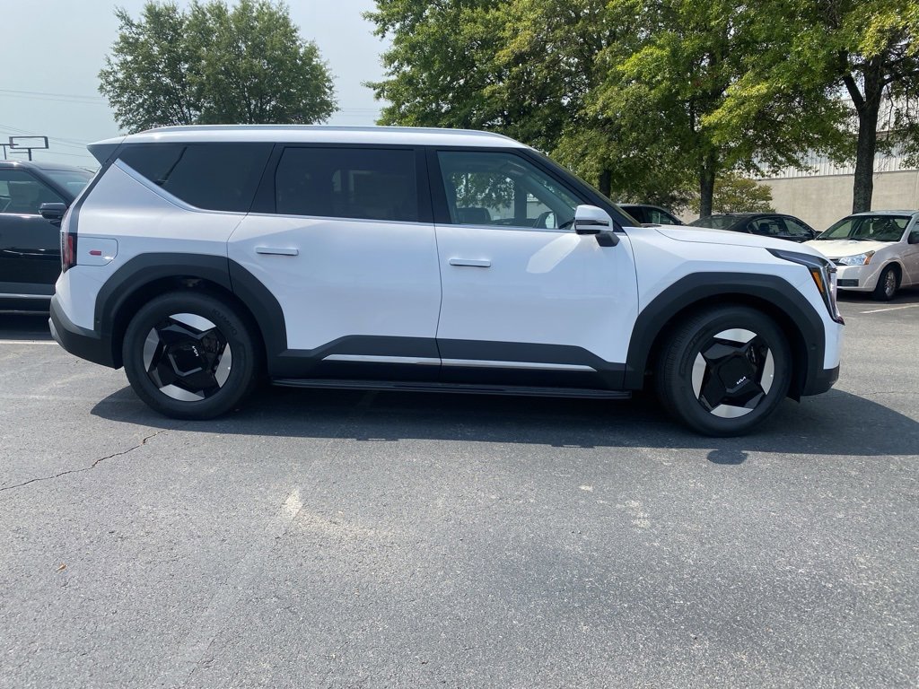 New 2026 Kia EV9 Wind image 5