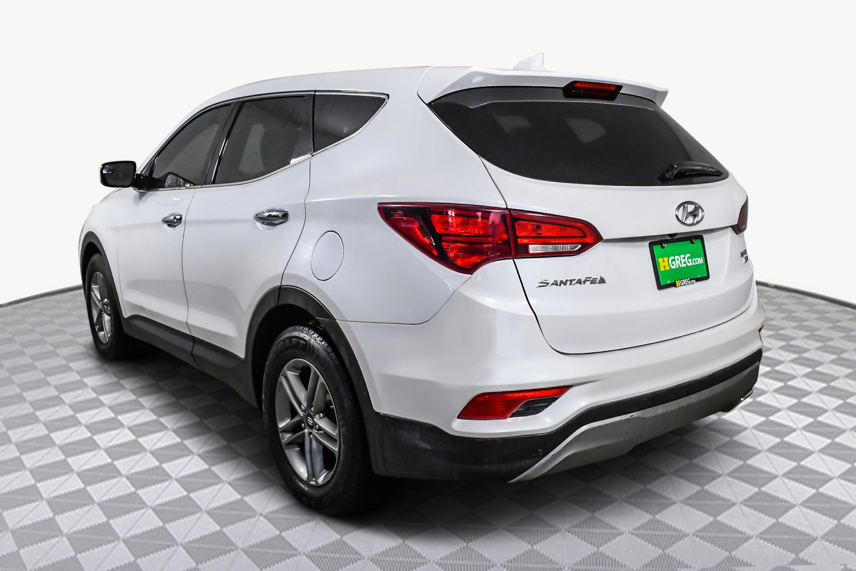 Used 2017 Hyundai Santa Fe Sport image 6
