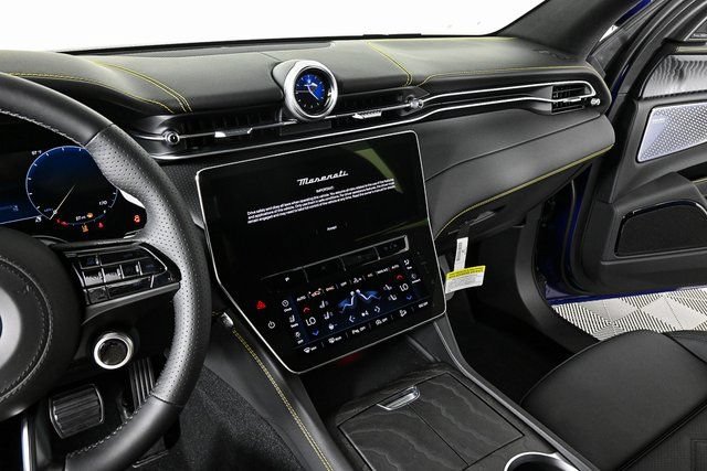 New 2025 Maserati Grecale GT AWD/4WD image 15