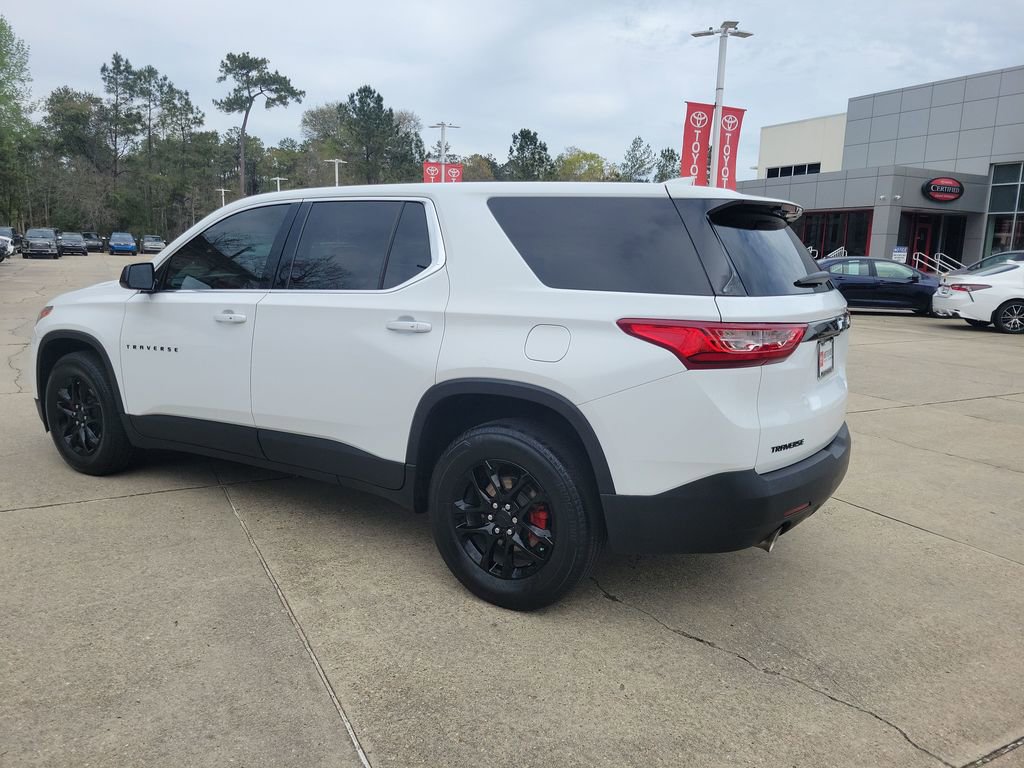 Used 2020 Chevrolet Traverse LS w/ LPO, Blackout Package image 3