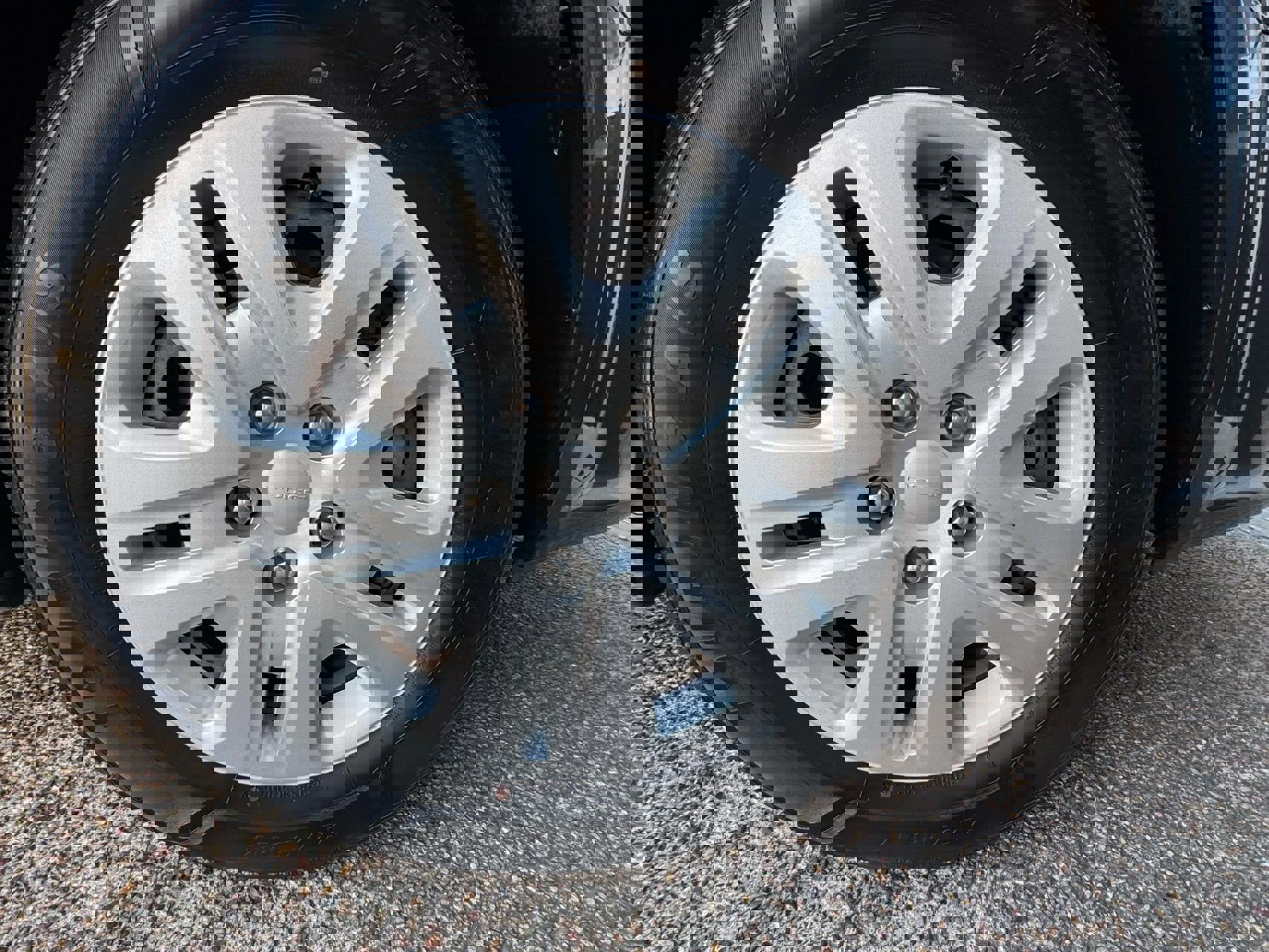 Used 2017 Dodge Grand Caravan SE w/ Power Window Group image 32