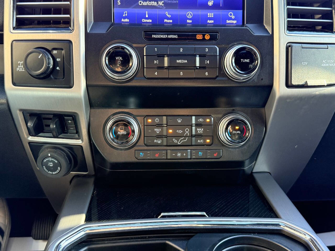 Used 2021 Ford F250 Platinum w/ FX4 Off-Road Package image 28