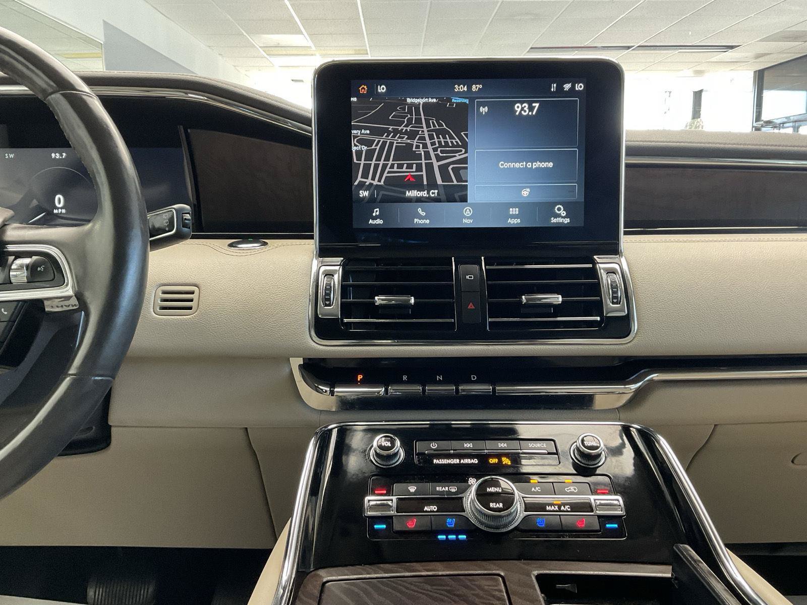 Used 2021 Lincoln Navigator Reserve AWD/4WD image 20