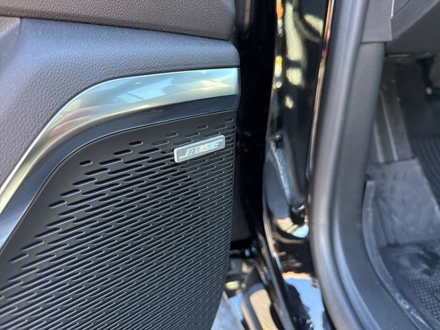 New 2026 Chevrolet Traverse High Country w/ LPO, Floor Liner Package image 20