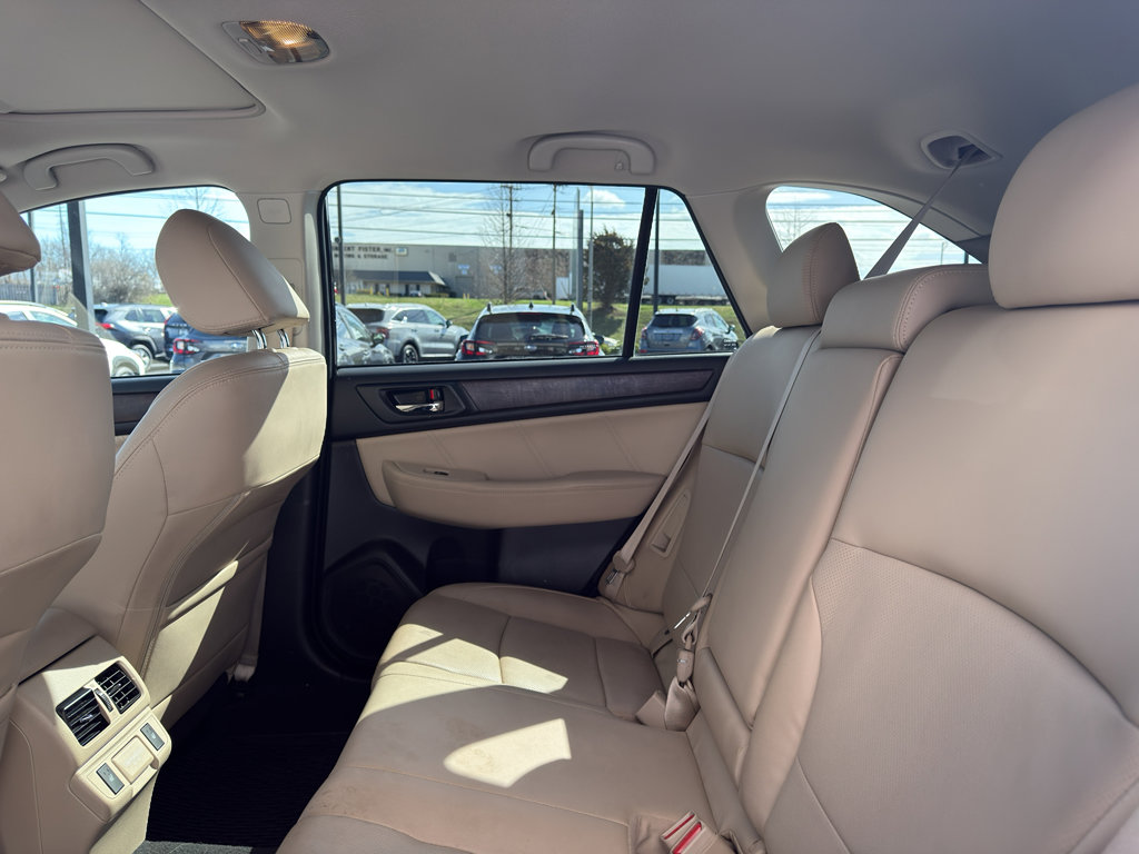 Used 2018 Subaru Outback 3.6R Limited image 10