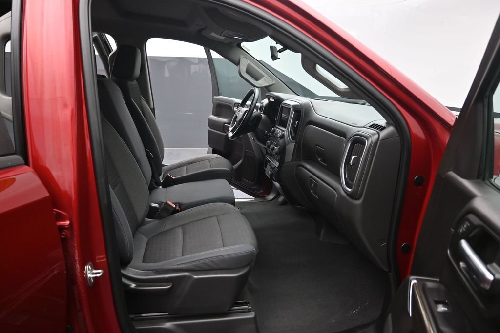 Used 2019 Chevrolet Silverado 1500 LT w/ Texas Edition AWD/4WD image 28