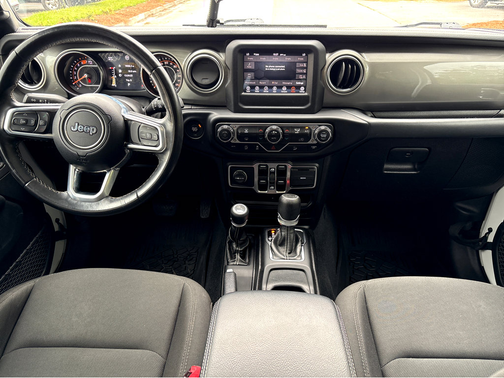 Used 2020 Jeep Wrangler Unlimited Sahara AWD/4WD image 4