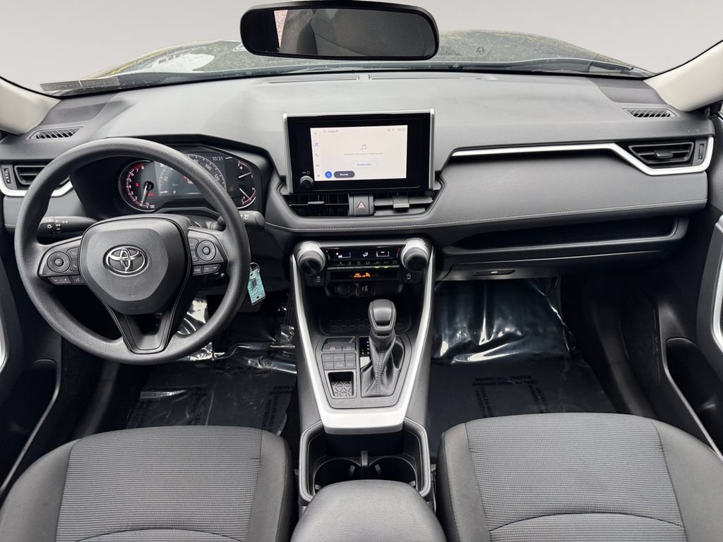 Used 2025 Toyota RAV4 LE AWD/4WD image 10
