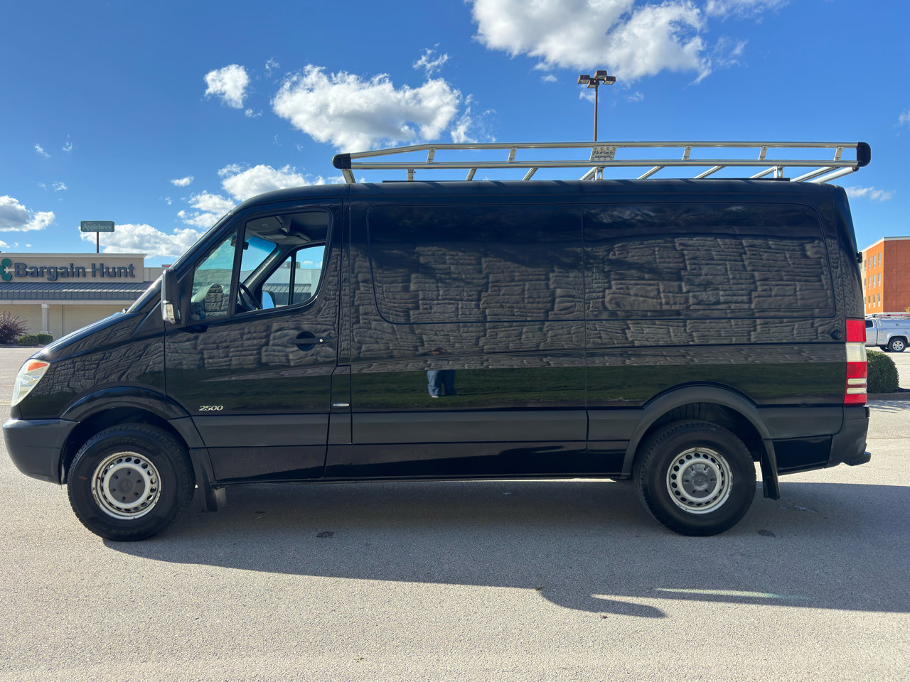 Used 2012 Mercedes-Benz Sprinter 2500 image 8