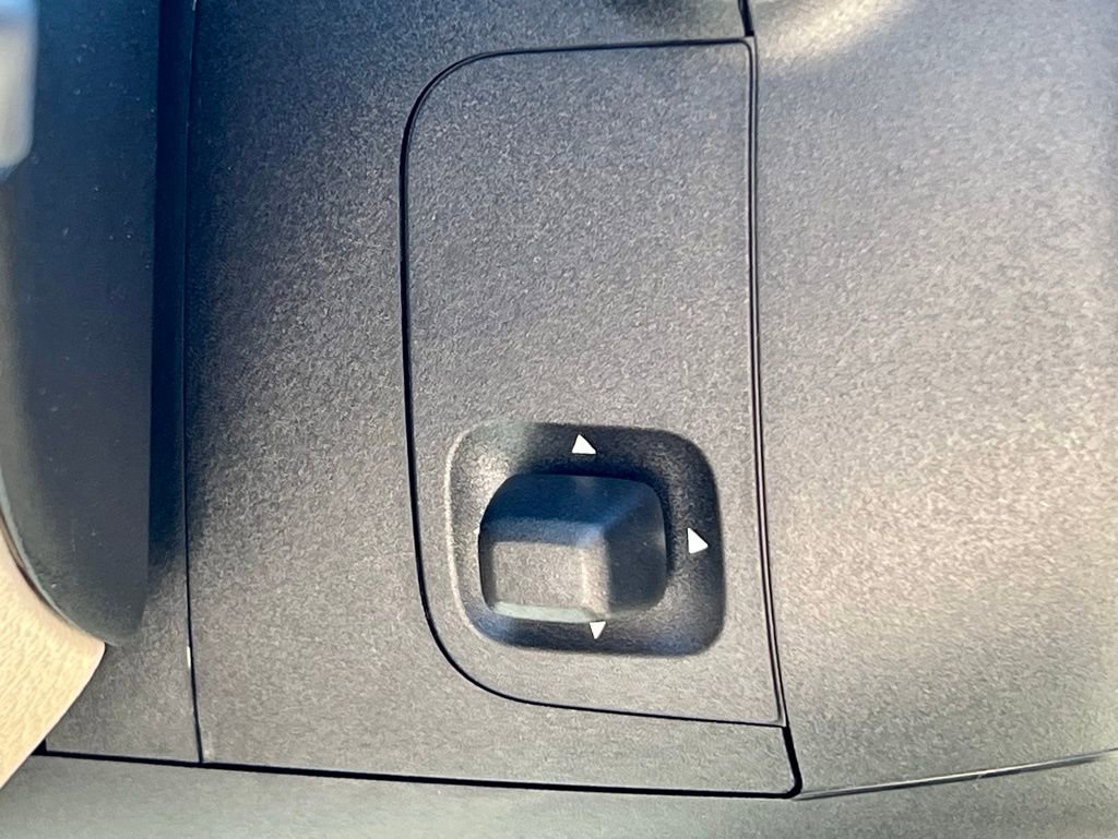 Certified 2023 Mercedes-Benz C 300 4MATIC Sedan image 38