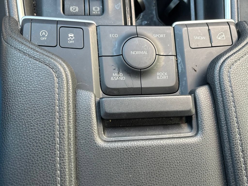 Used 2024 Toyota Grand Highlander AWD image 17
