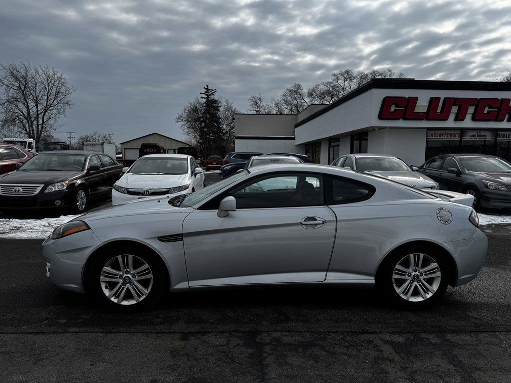 Used 2008 Hyundai Tiburon GS image 8
