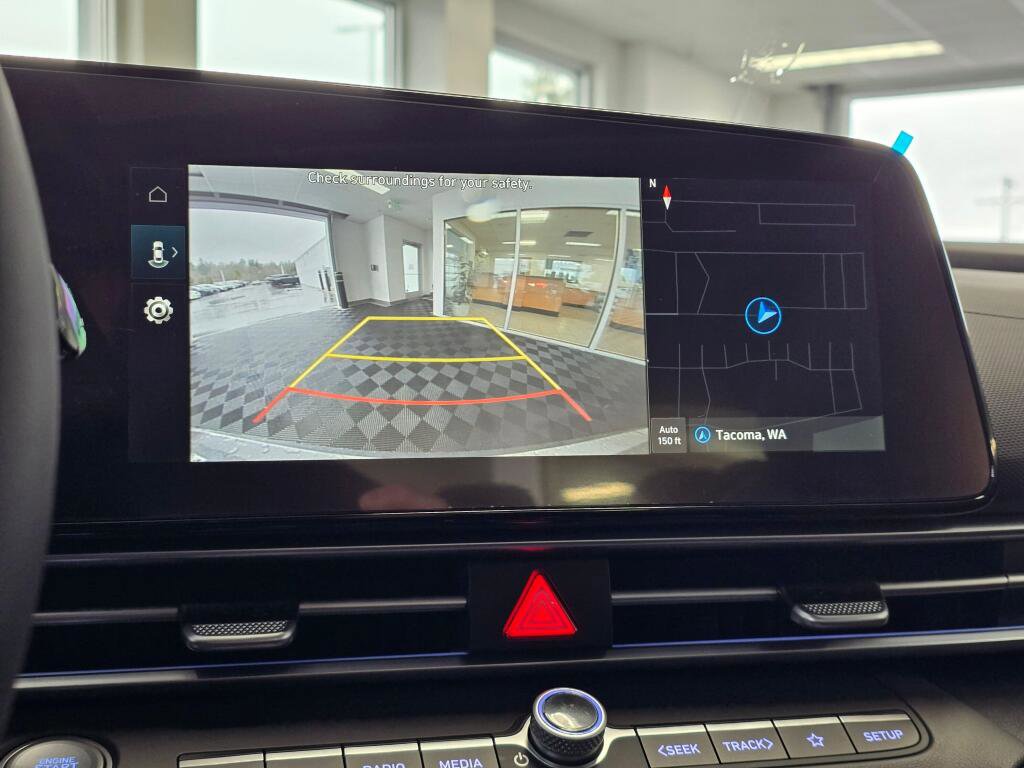 New 2026 Hyundai Elantra Limited image 28