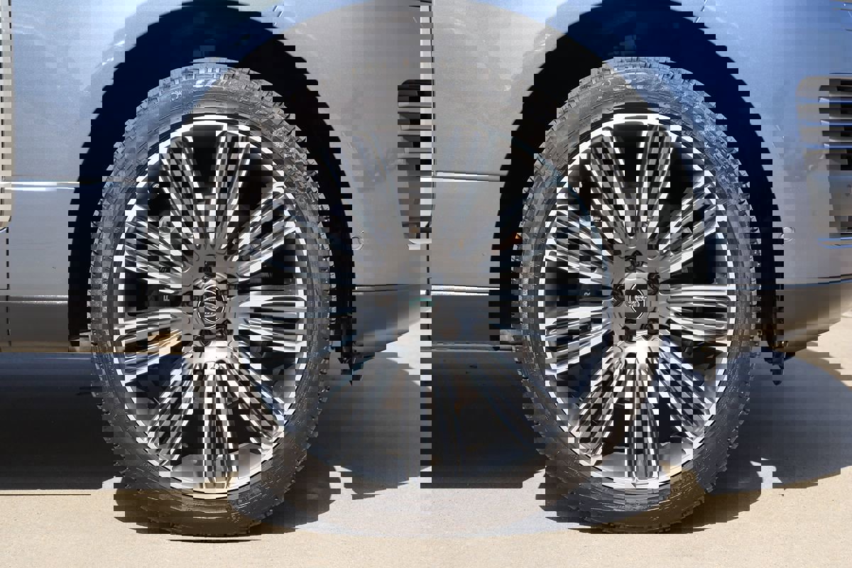 Used 2021 Land Rover Range Rover P525 Westminster Edition LWB image 70