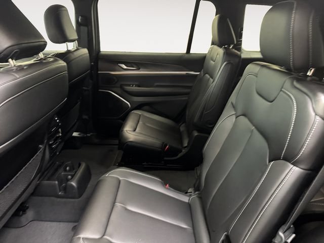 New 2026 Jeep Grand Cherokee L Limited w/ Trailer Tow Package AWD/4WD image 25