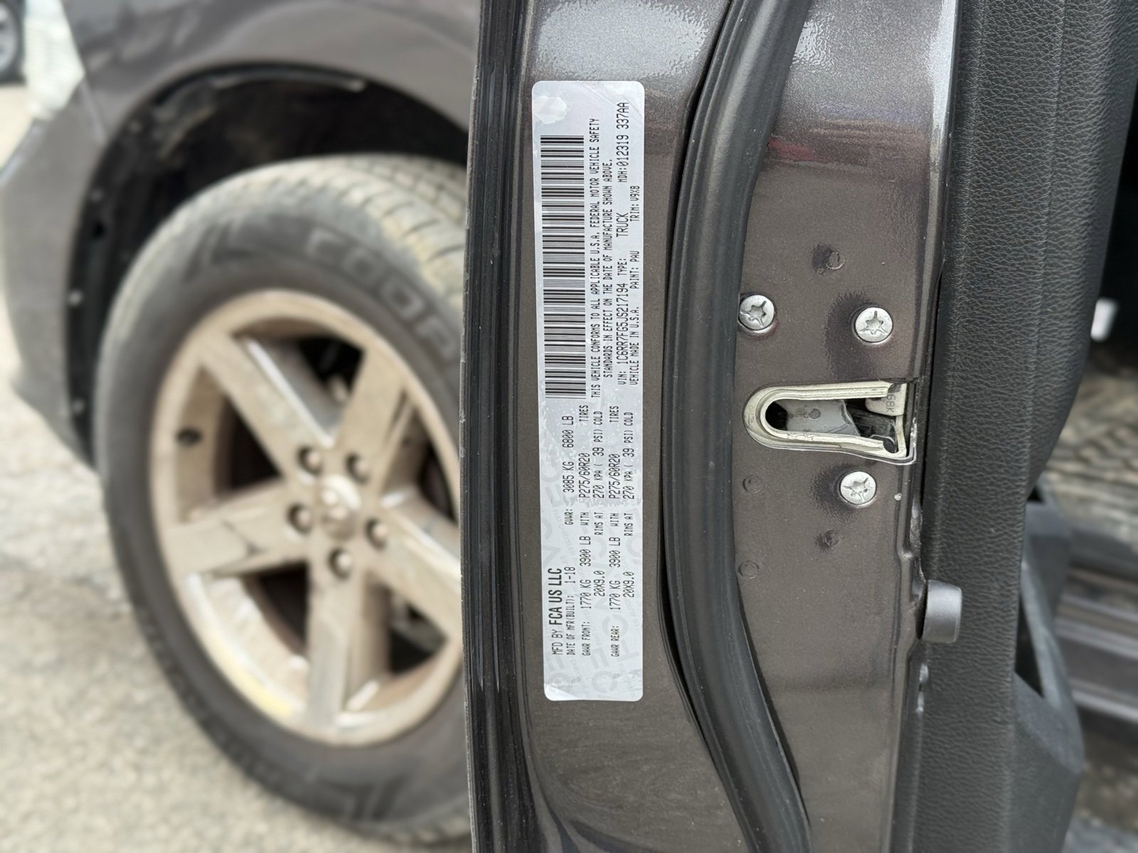 Used 2018 RAM 1500 Express w/ Express Value Package image 30