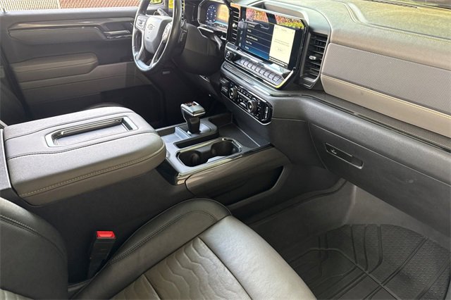 Used 2022 Chevrolet Silverado 1500 ZR2 w/ Technology Package image 15