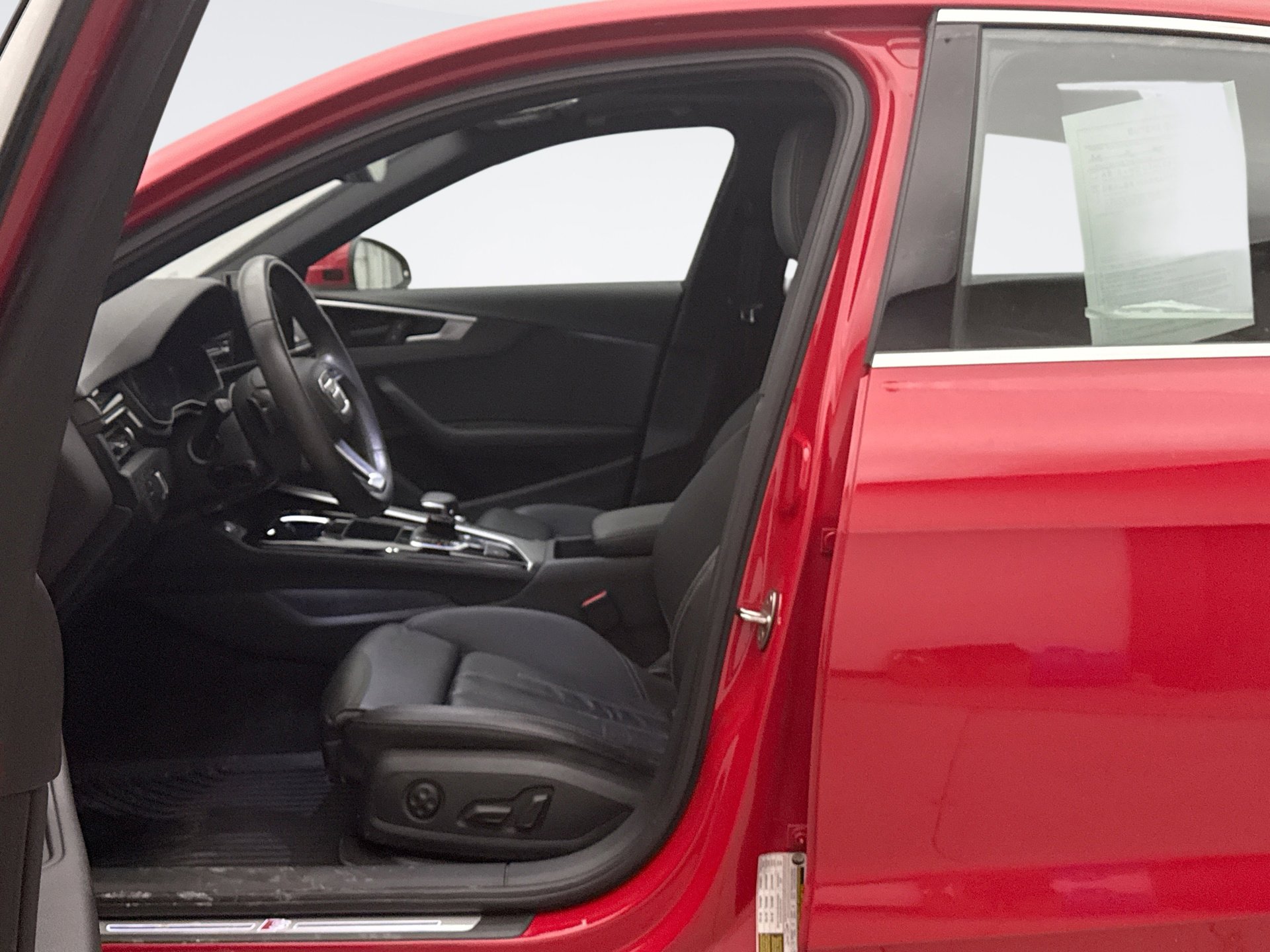 Used 2024 Audi A4 2.0T Premium image 8