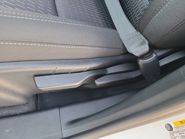New 2026 Chevrolet Equinox LT w/ Safety and Technology Package FWD image 22