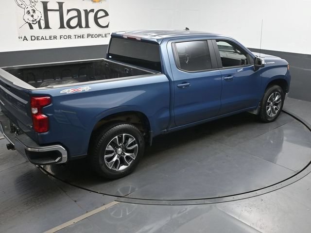 Used 2024 Chevrolet Silverado 1500 LT AWD/4WD image 40