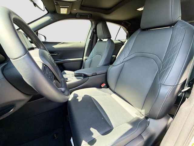 Used 2023 Lexus UX 250h F Sport w/ Accessory Package (Z2) image 11