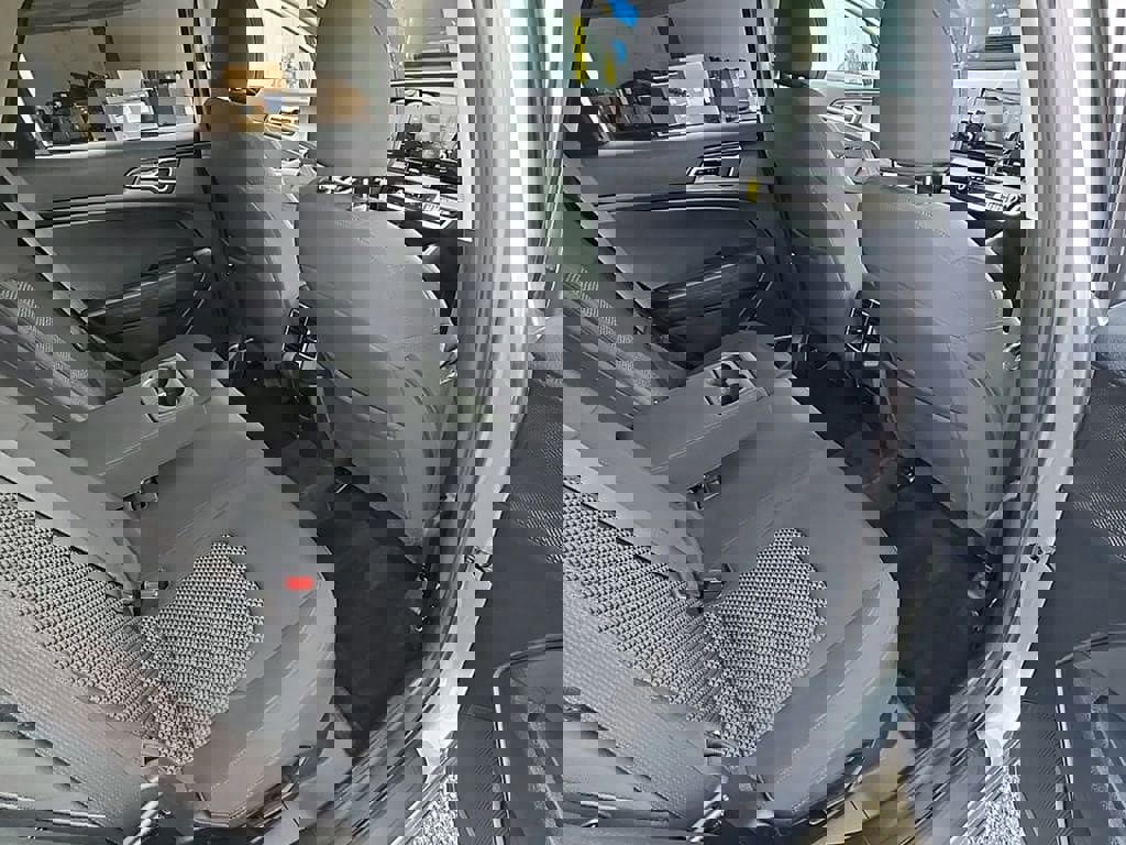 Used 2023 Kia Sportage LX image 23