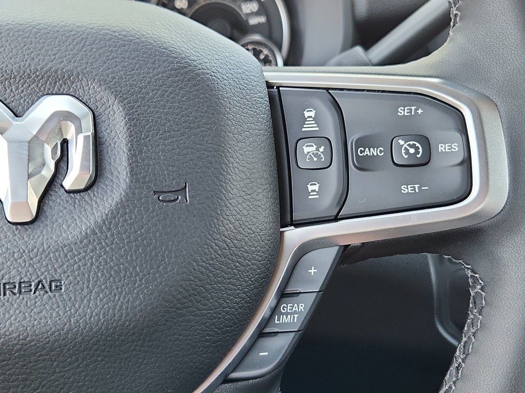 New 2026 RAM 2500 Big Horn AWD/4WD image 12