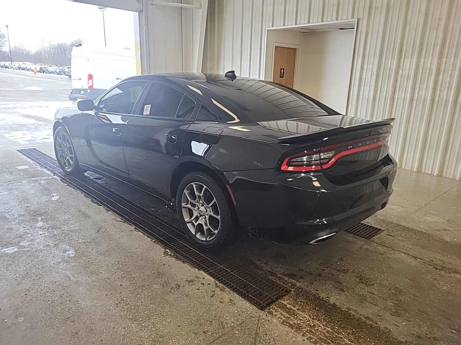 Used 2017 Dodge Charger SXT w/ AWD Plus Group image 6