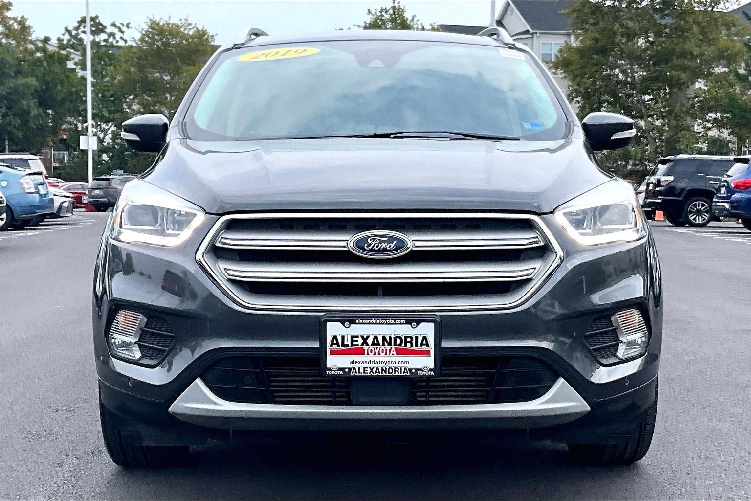 Used 2019 Ford Escape Titanium AWD/4WD image 3