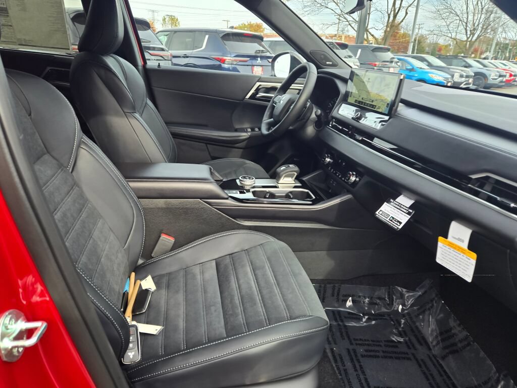 New 2027 Mitsubishi Outlander LE AWD/4WD image 4