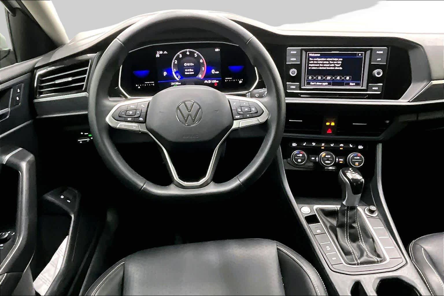 Used 2022 Volkswagen Jetta SE FWD image 5