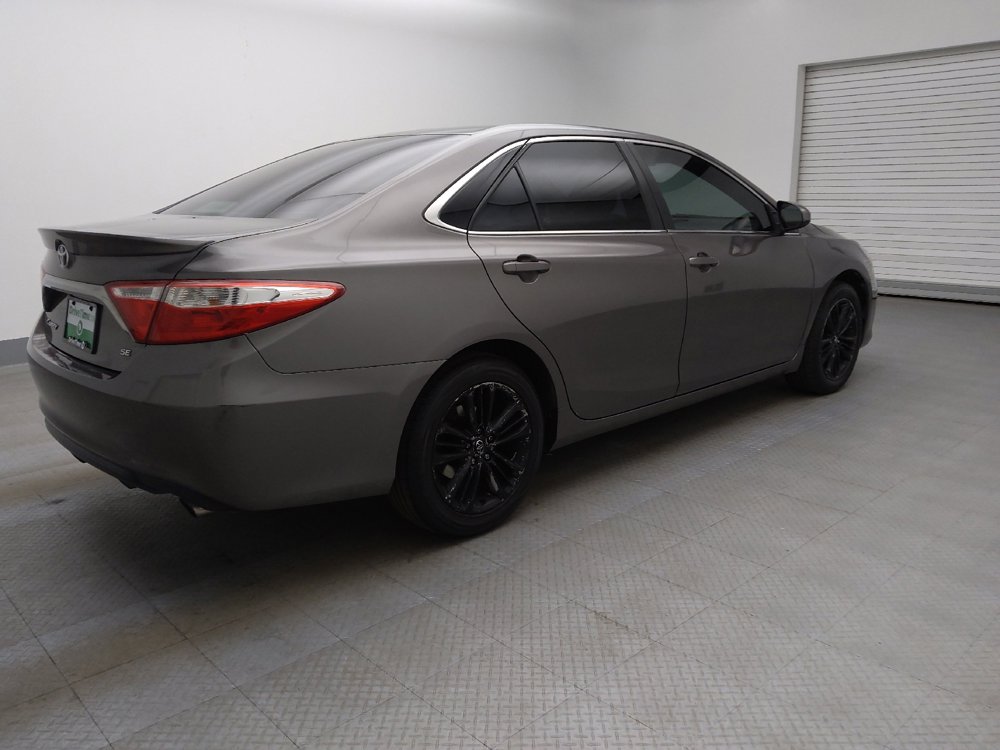 Used 2017 Toyota Camry SE FWD image 10