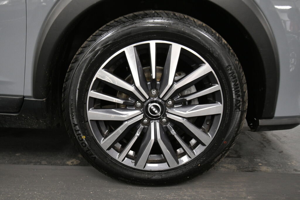 Used 2022 Nissan Kicks SV image 29