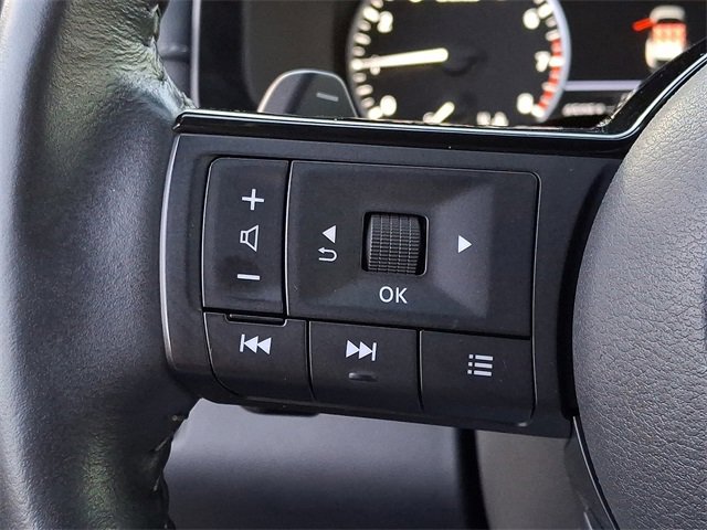 Used 2022 Nissan Pathfinder SL w/ SL Black Package image 27