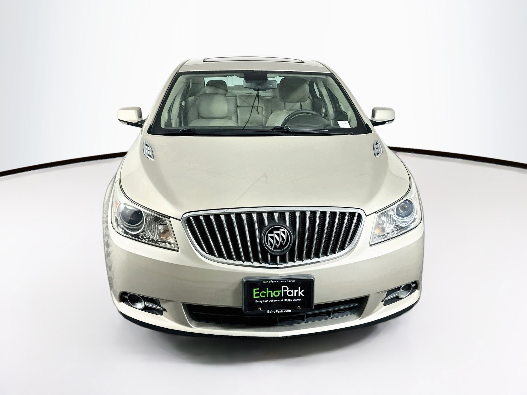 Used 2013 Buick LaCrosse Leather w/ Driver Confidence Package FWD image 2