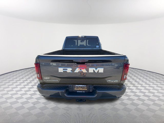 Used 2025 RAM 2500 Limited AWD/4WD image 6