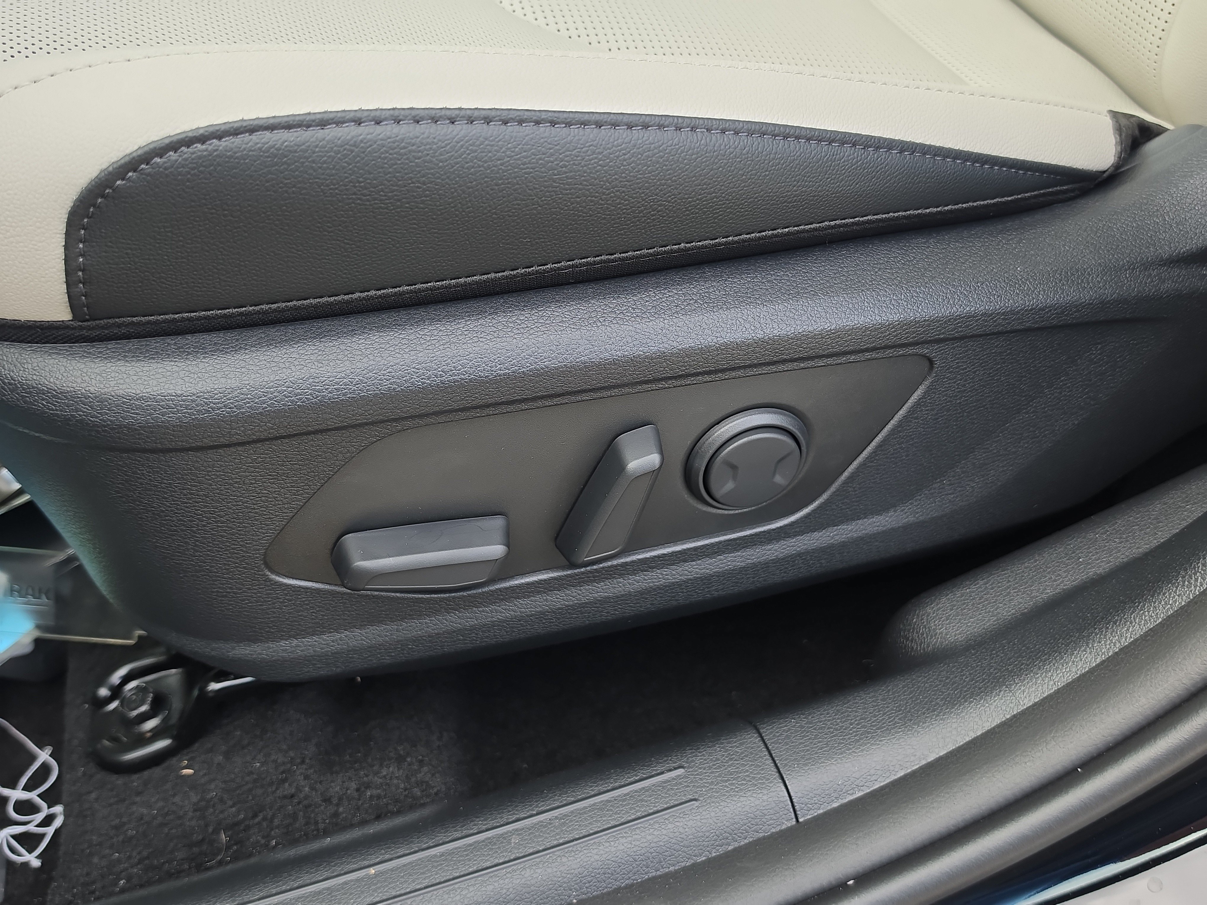 New 2027 Kia Sportage EX FWD image 21