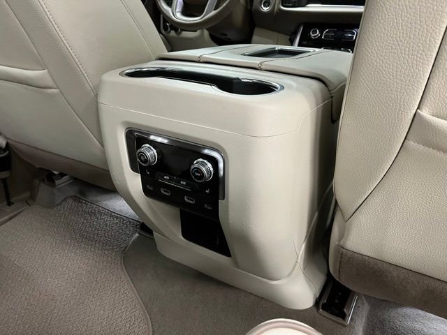 Used 2024 GMC Yukon XL Denali w/ Advanced Technology Package AWD/4WD image 54