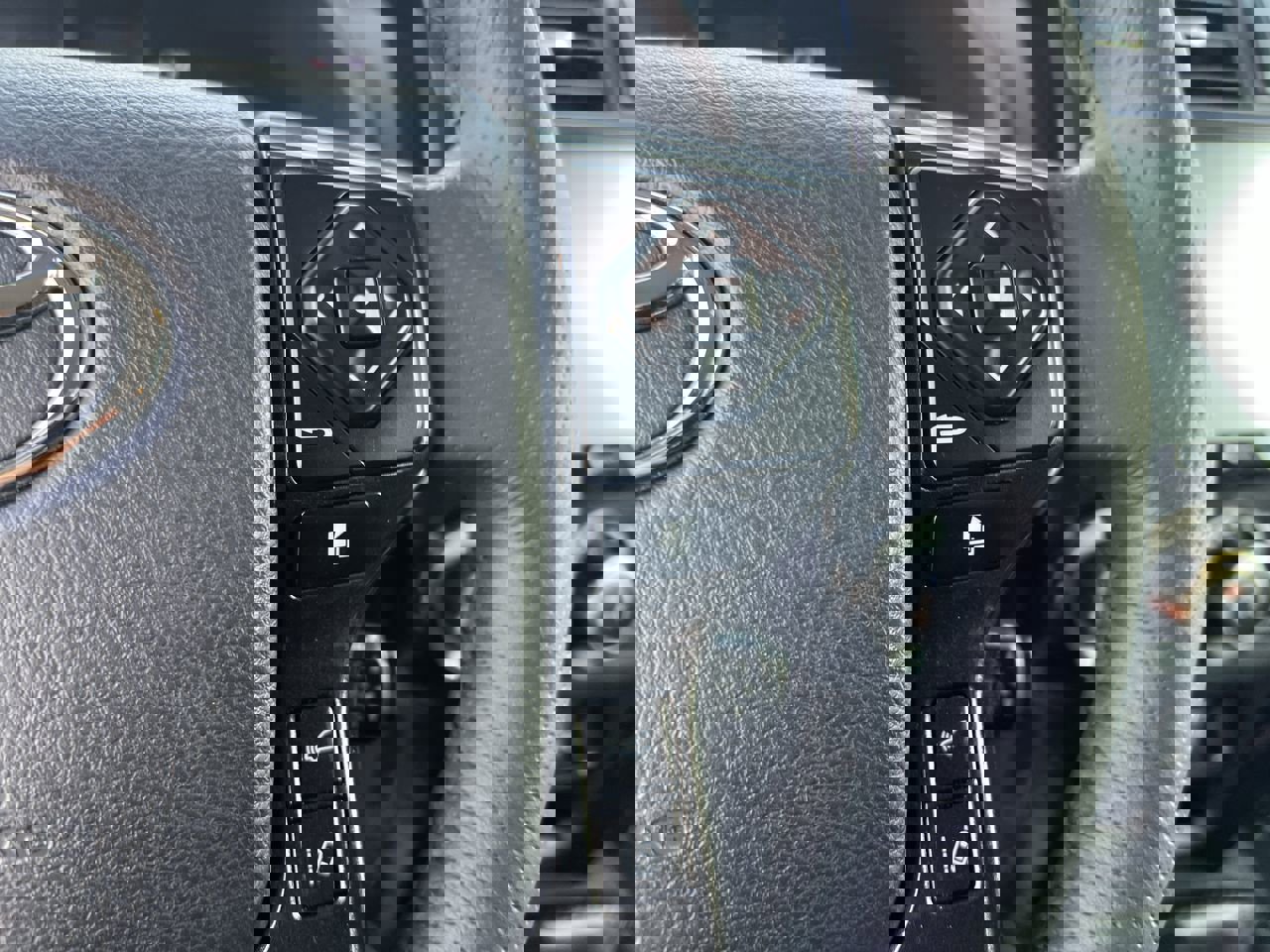 Used 2024 Toyota 4Runner TRD Off-Road AWD/4WD image 20