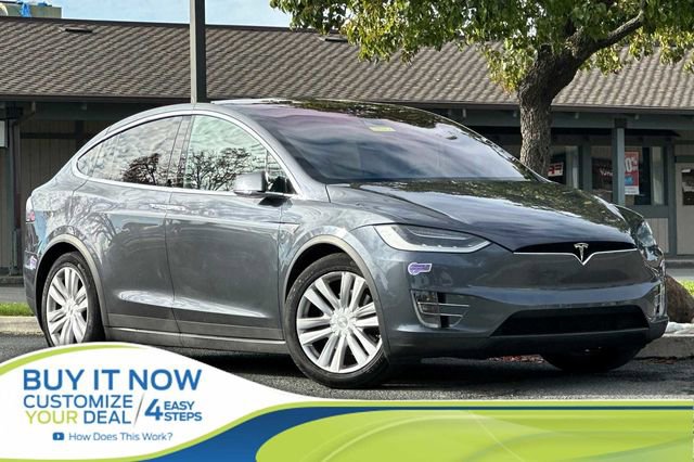 Used 2016 Tesla Model X 90D image 1