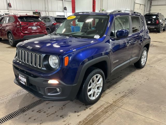 Used 2017 Jeep Renegade Latitude w/ Popular Equipment Group image 3