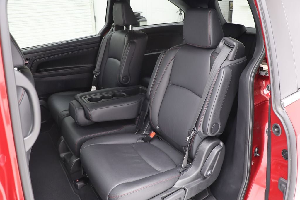 Used 2025 Honda Odyssey Sport-L image 10