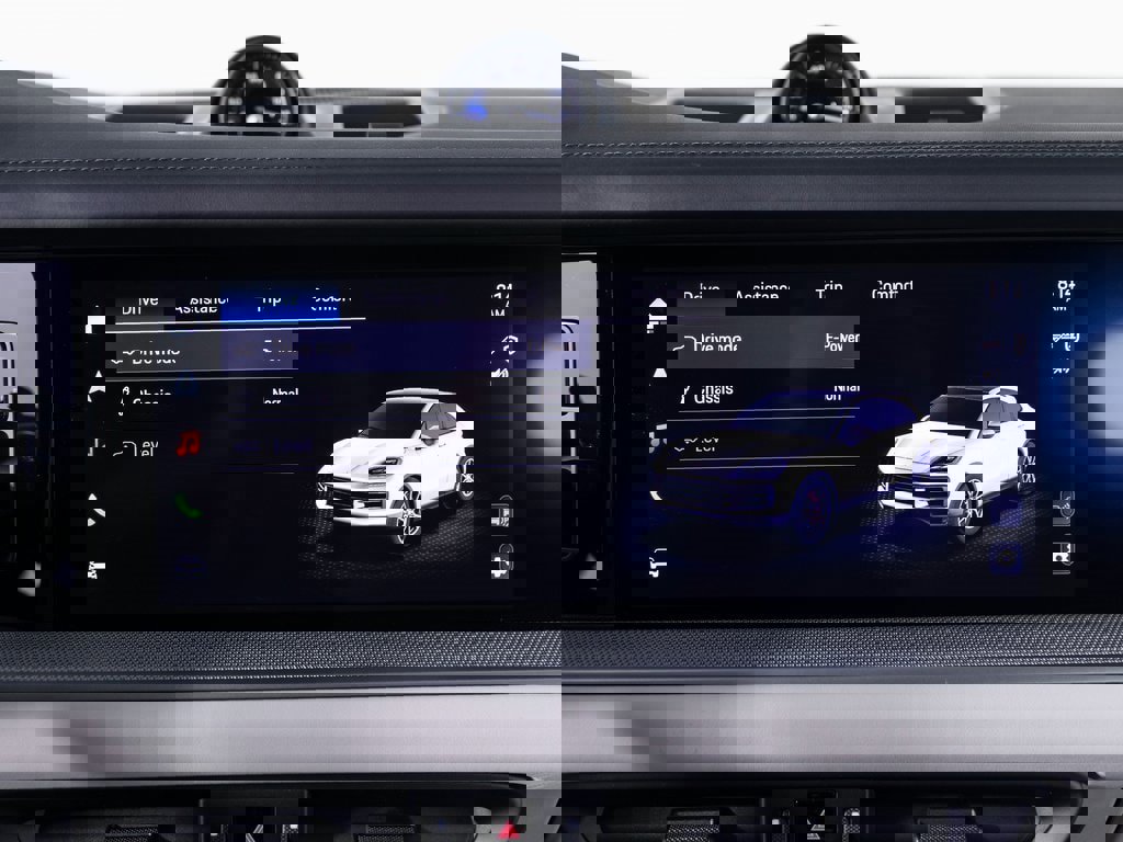 New 2025 Porsche Cayenne S image 30