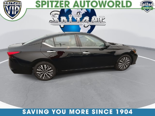 Used 2024 Nissan Altima 2.5 SV FWD image 15