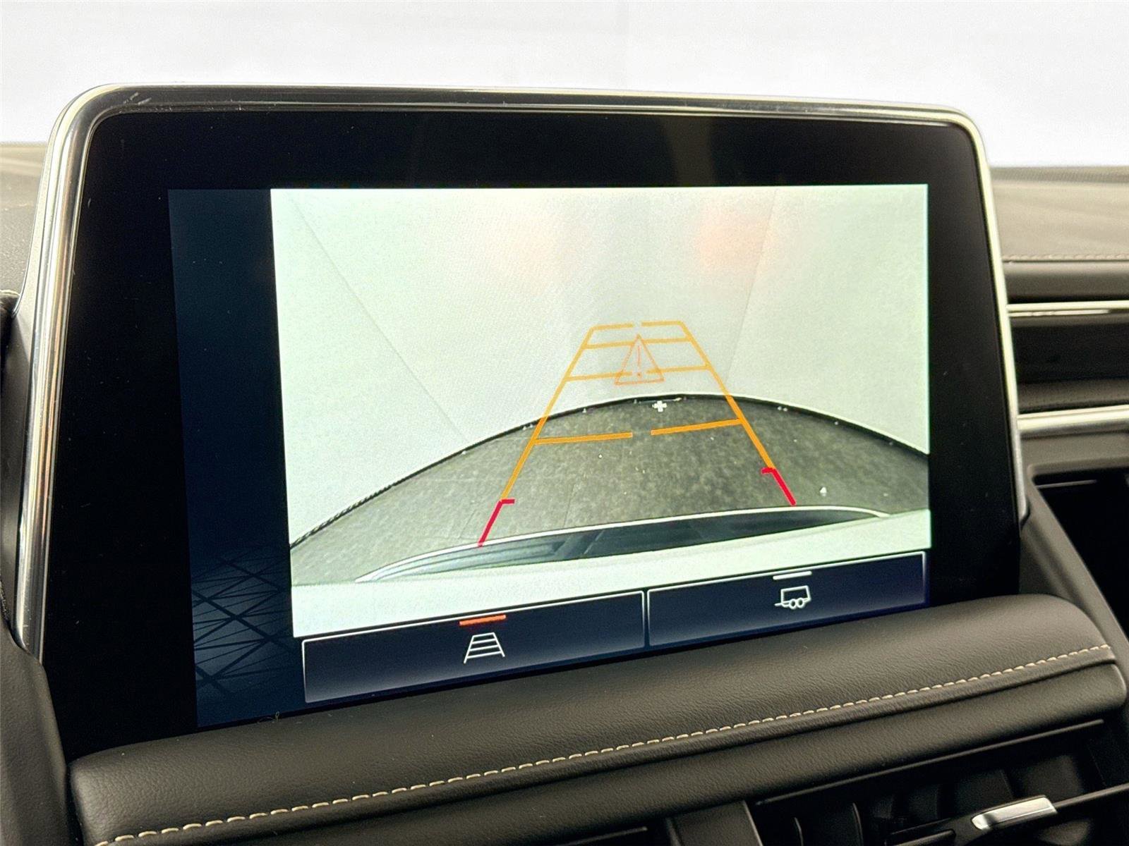 Used 2024 GMC Yukon XL SLT image 22